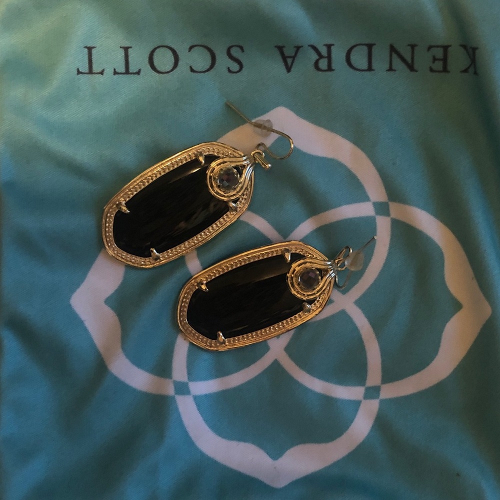 Kendra scott earrings